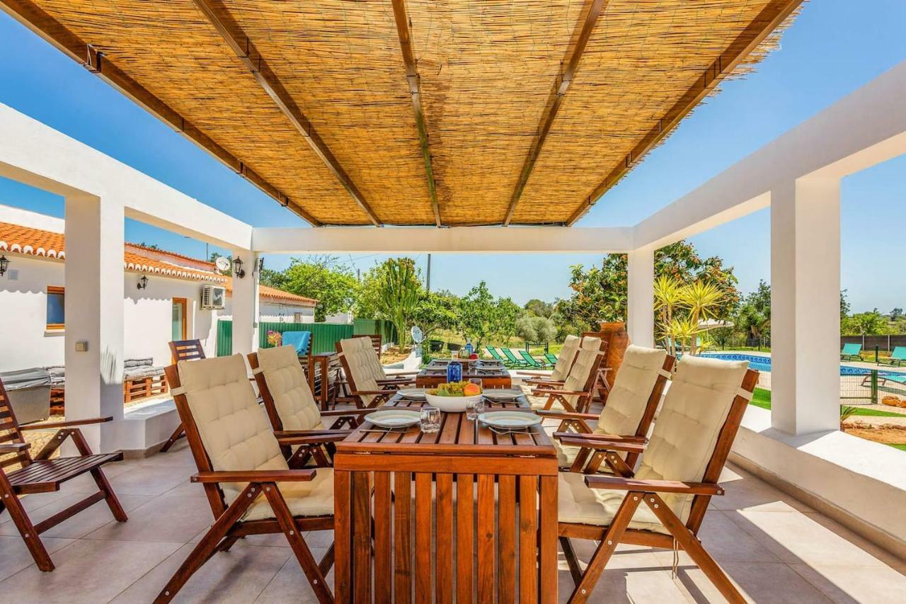 Assumadas Villa