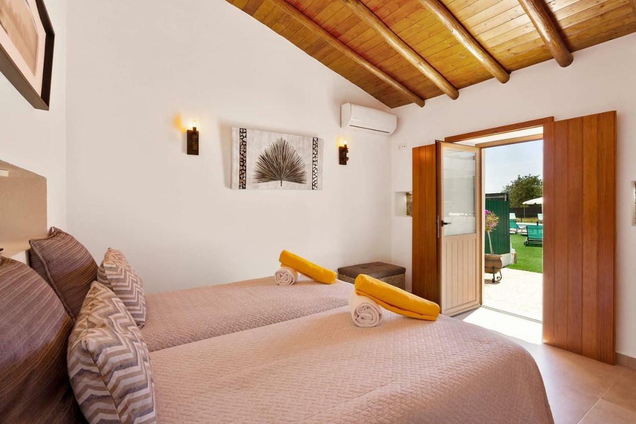 Assumadas Villa
